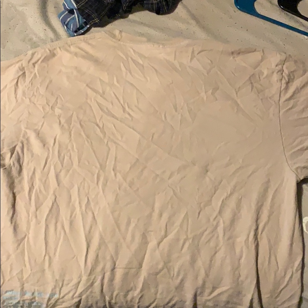 Large 2017 Fa Tee Slightly Worn - image 3